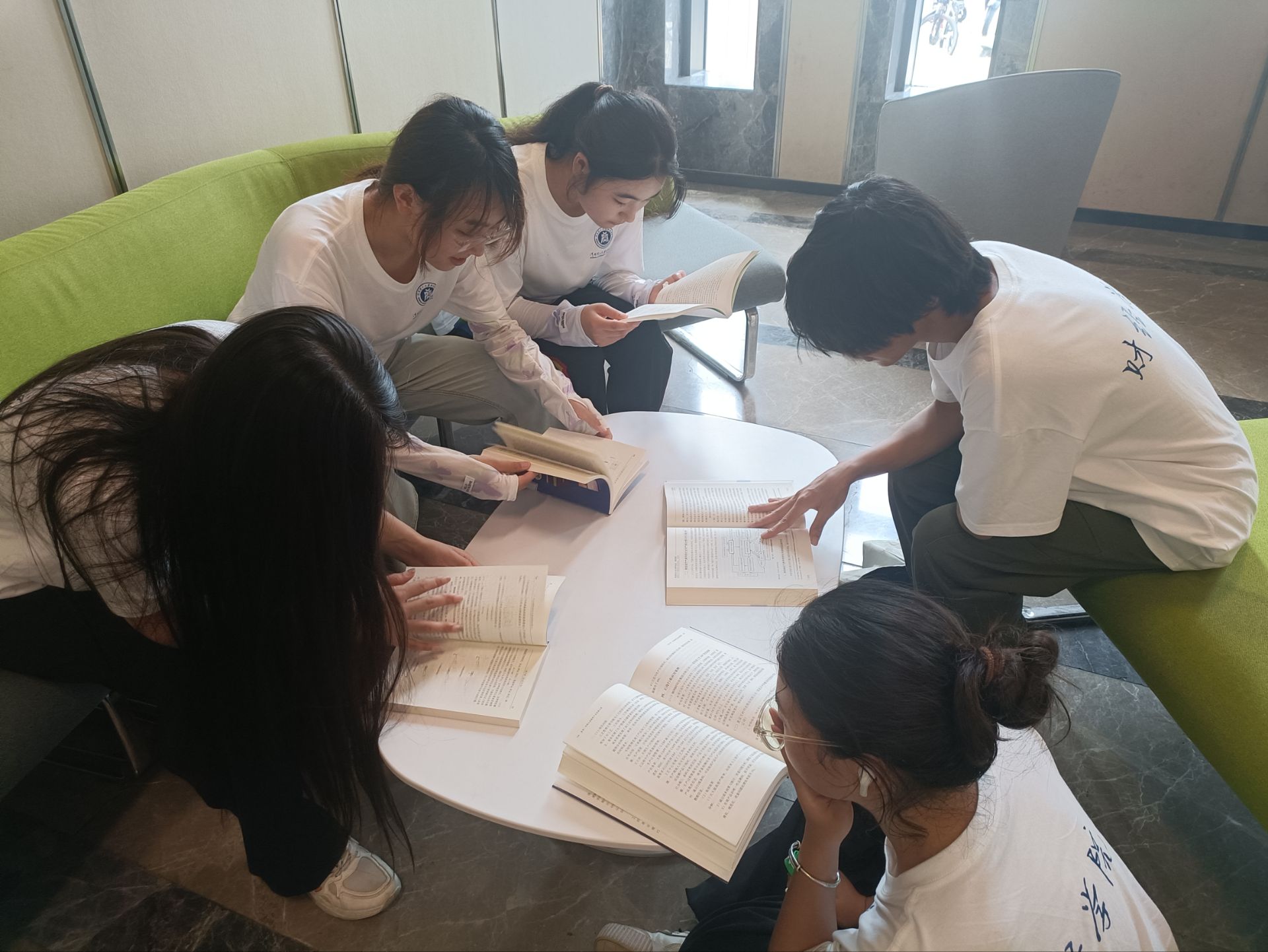 Ͷ폊(qing)r(nng)(sh)`l(xing)dՓW(xu)(x)Ͱl(f)