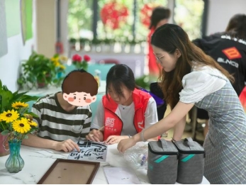 zů   ˇm퍿顱 `Fǰ